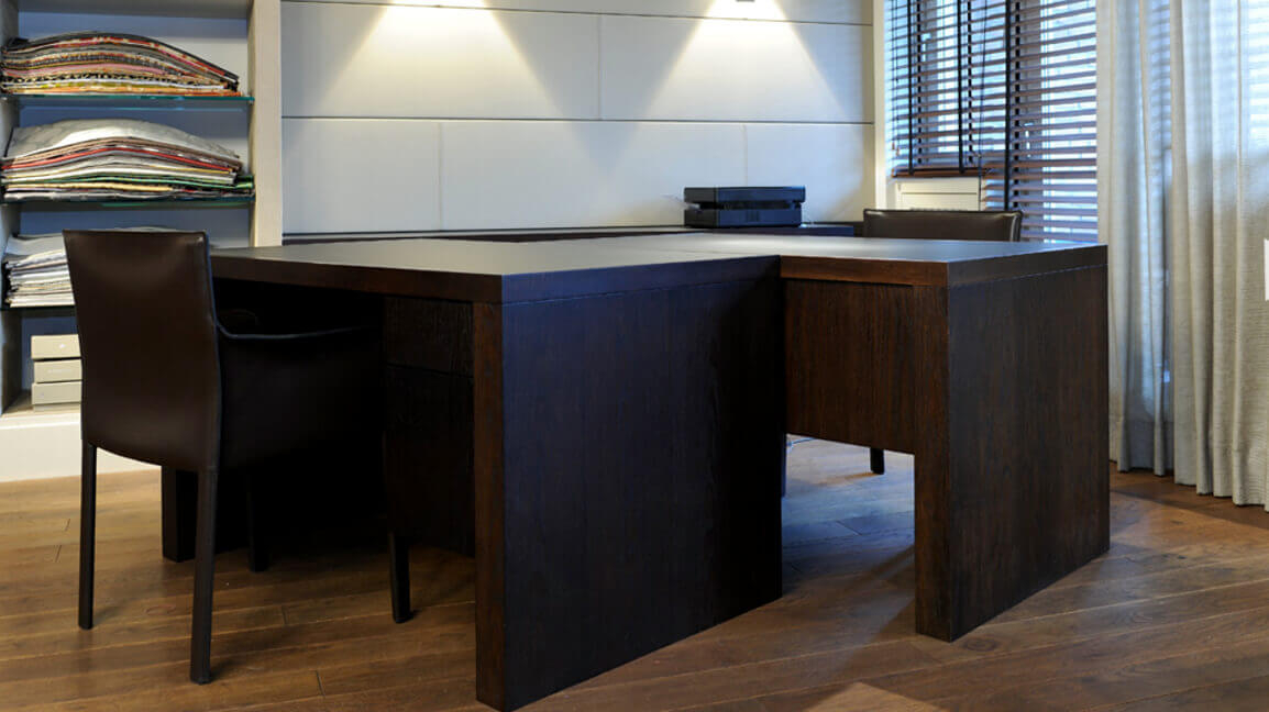 Schreibtisch massiv nach Maß – Tischlerei Düsseldorf, Korfmacher Holzverarbeitung