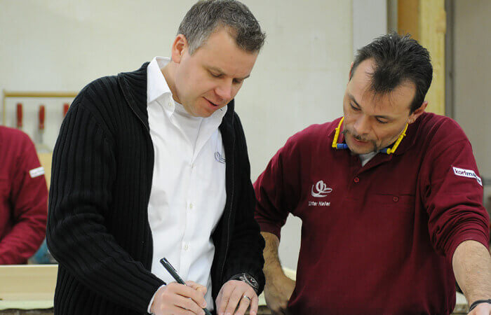 Wir schützen Ihre persönlichen Daten wie auch Ihre sämtlichen Auftragsdaten im Tischler&shy;meister&shy;betrieb Korfmacher, Düsseldorf..