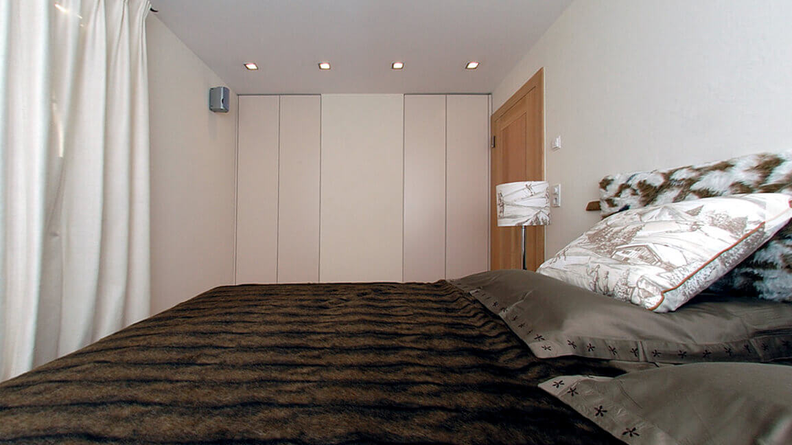 Einbaukleiderschrank und mehr – individuelle Lösungen aus dem Tischlermeisterbetrieb Korfmacher.