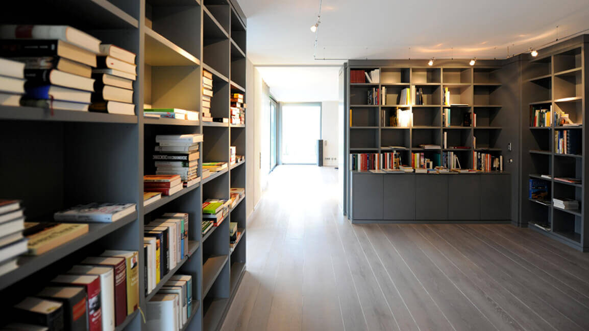 Beispiel Büro – individuelle Lösungen aus dem Tischlermeisterbetrieb Korfmacher.