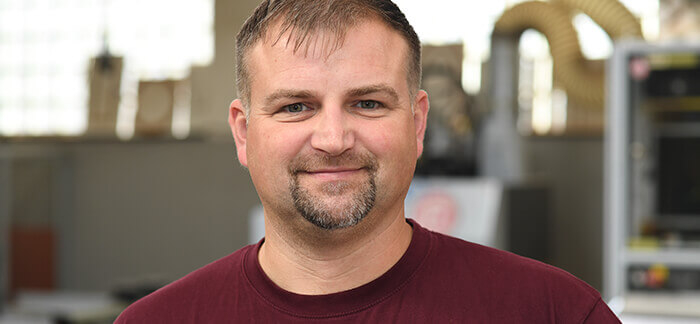 Marek Winkler, Korfmacher Holzverarbeitung, Schreinerei Düsseldorf, Tischlerei Düsseldorf